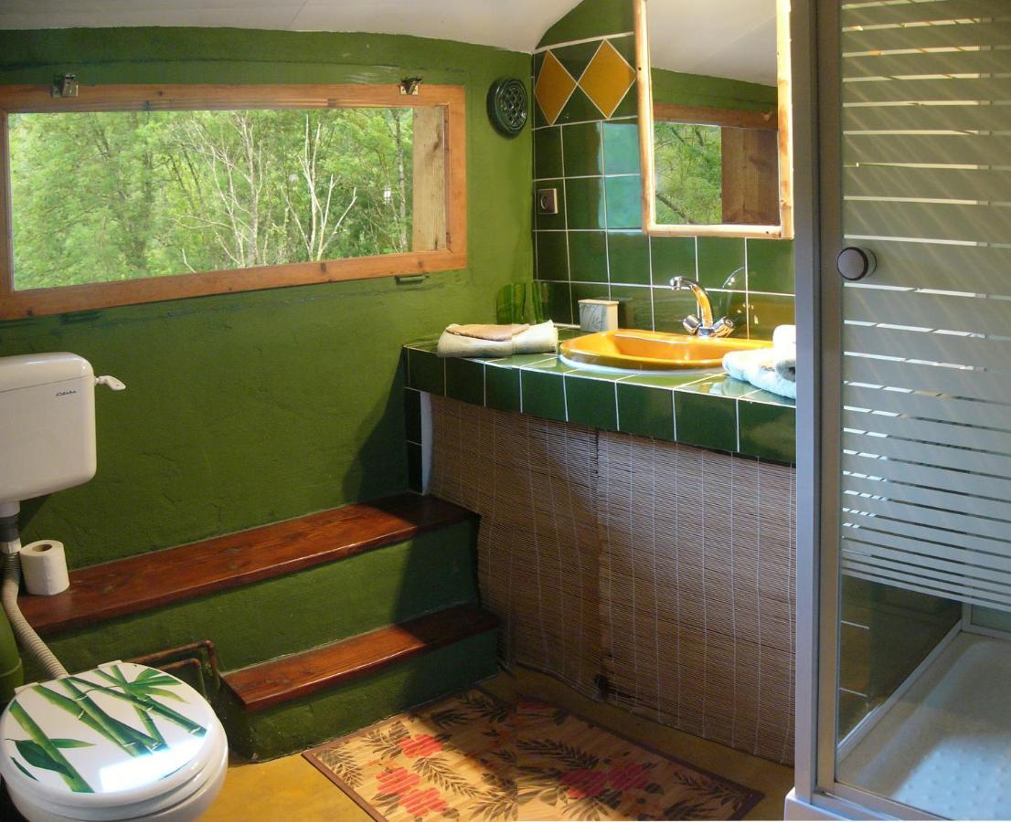 L'Echappee Belle Bed and Breakfast Lacourt Exteriör bild