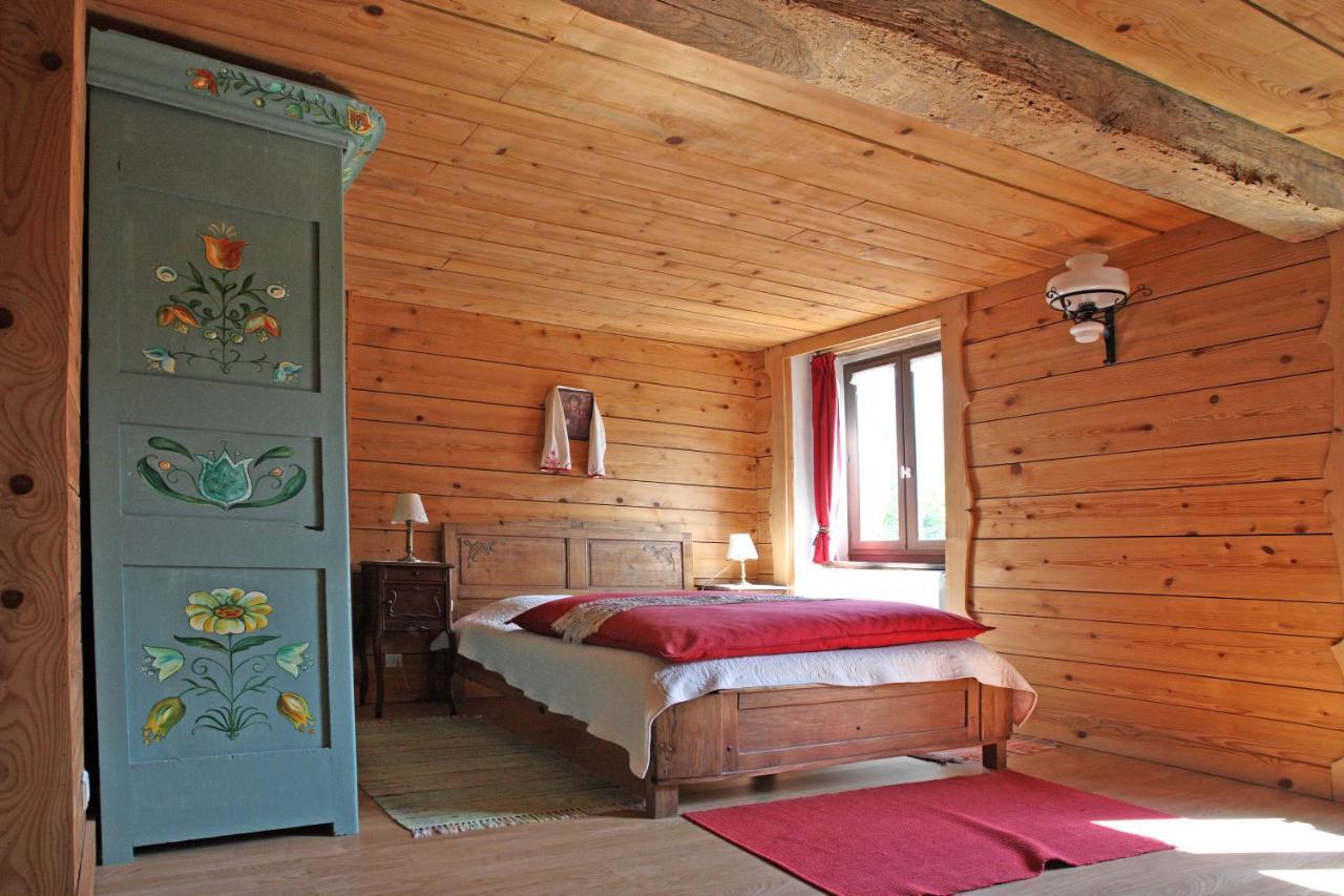 L'Echappee Belle Bed and Breakfast Lacourt Exteriör bild